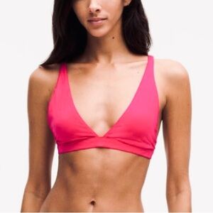 Lululemon wundermost T strap triangle Bralette A/B cup sz 10